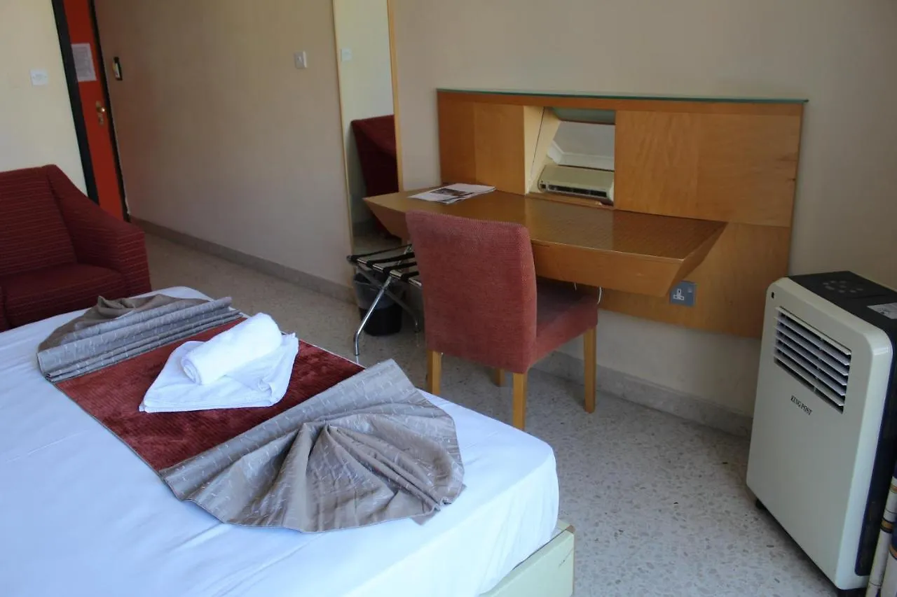The St. George'S Park Hotel Saint Julian's 3*,  Malta